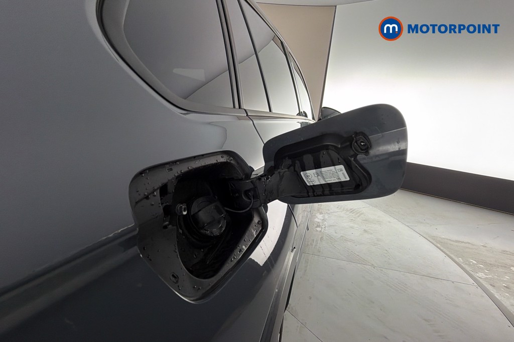 Volkswagen Tiguan R-Line Automatic Petrol SUV - Stock Number (1660883) - 41st supplementary image