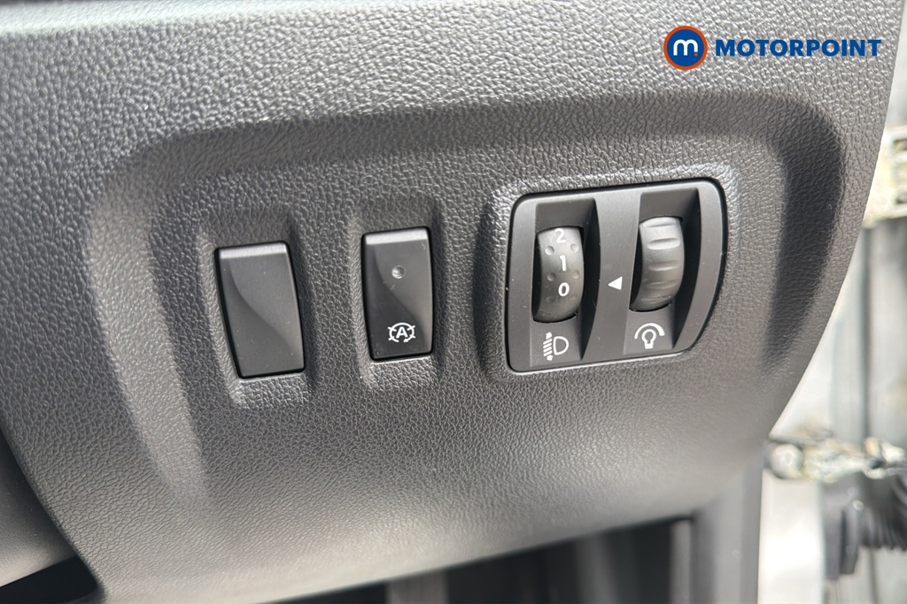 Renault Captur Dynamique S Nav Manual Petrol SUV - Stock Number (1661083) - 11th supplementary image