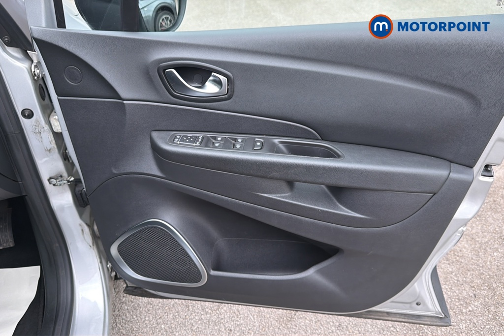 Renault Captur Dynamique S Nav Manual Petrol SUV - Stock Number (1661083) - 18th supplementary image