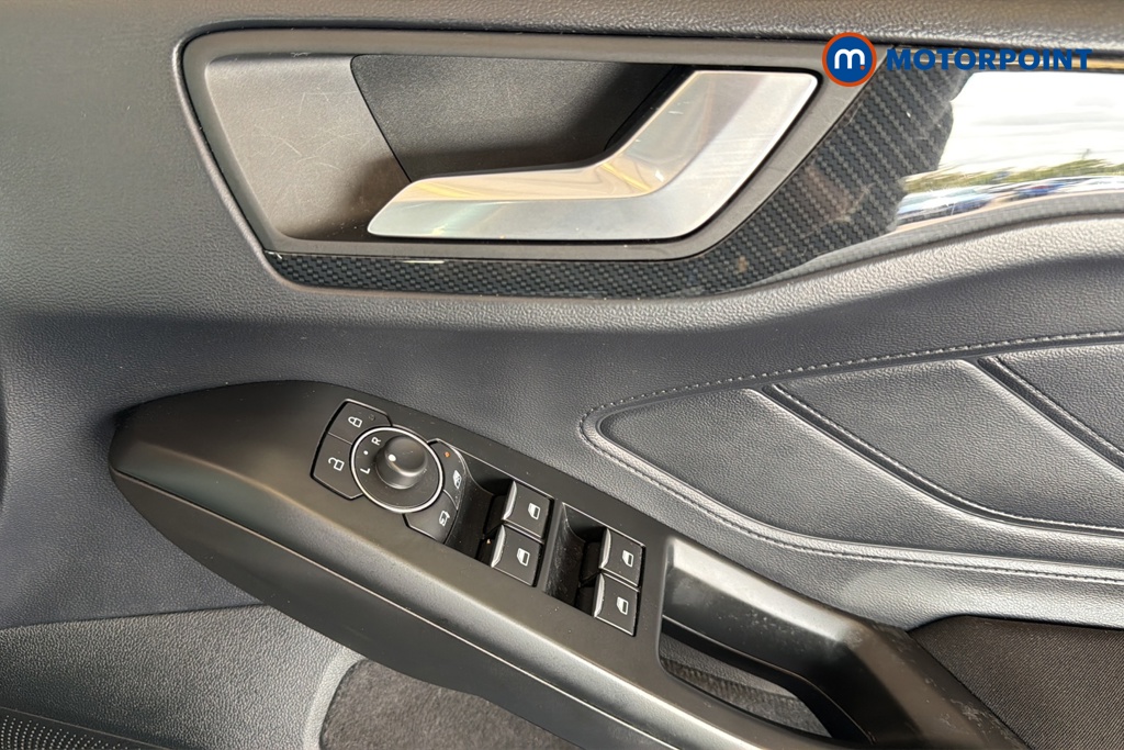 Ford Focus St-Line Edition Manual Petrol Hatchback - Stock Number (1661236) - 19th supplementary image