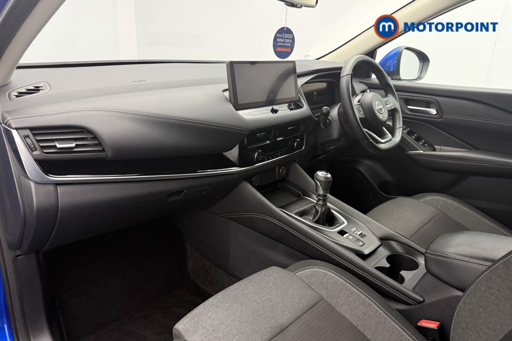 Nissan Qashqai N-Connecta Manual Petrol SUV - Stock Number (1661362) - 4th supplementary image