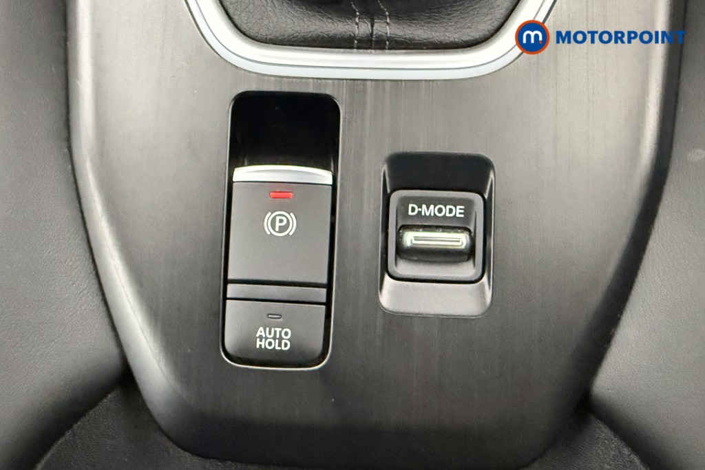 Nissan Qashqai N-Connecta Manual Petrol SUV - Stock Number (1661362) - 16th supplementary image