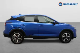 Nissan Qashqai N-Connecta Manual Petrol SUV - Stock Number (1661362) - Drivers side