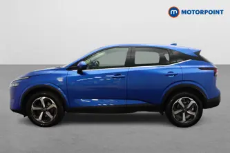 Nissan Qashqai N-Connecta Manual Petrol SUV - Stock Number (1661362) - Passenger side
