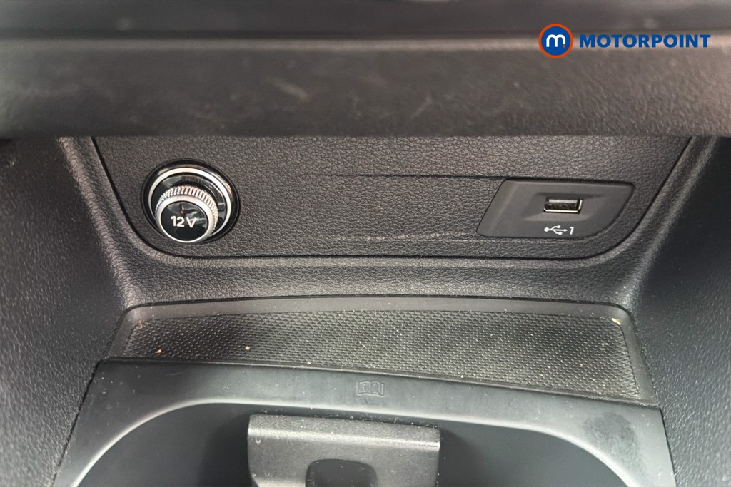Audi Q2 S Line Automatic Petrol SUV - Stock Number (1661621) - 17th supplementary image