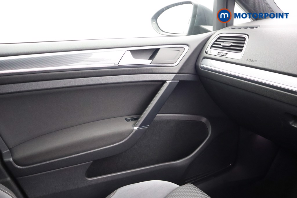 Volkswagen Golf R-Line Manual Petrol Hatchback - Stock Number (1661946) - 10th supplementary image