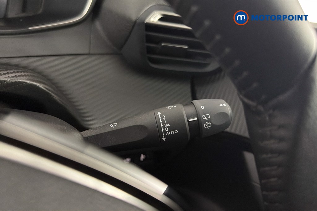 Peugeot 2008 Allure Manual Petrol SUV - Stock Number (1661979) - 7th supplementary image