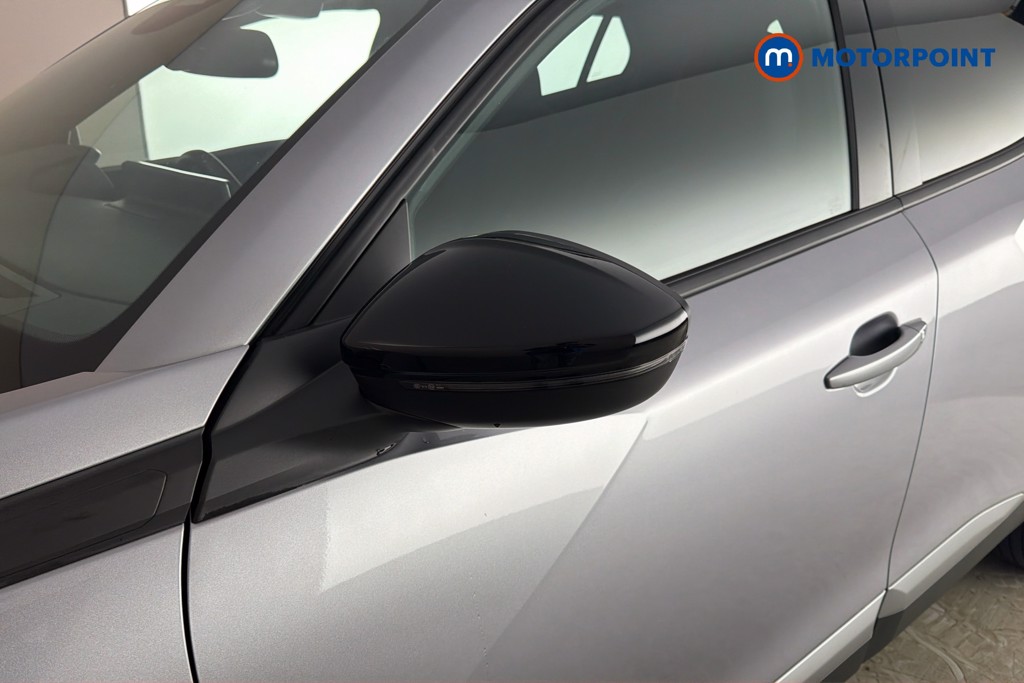 Peugeot 2008 Allure Manual Petrol SUV - Stock Number (1661979) - 43rd supplementary image