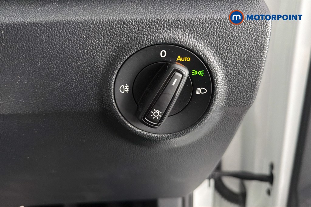 Volkswagen T-Roc Life Manual Petrol SUV - Stock Number (1662528) - 18th supplementary image