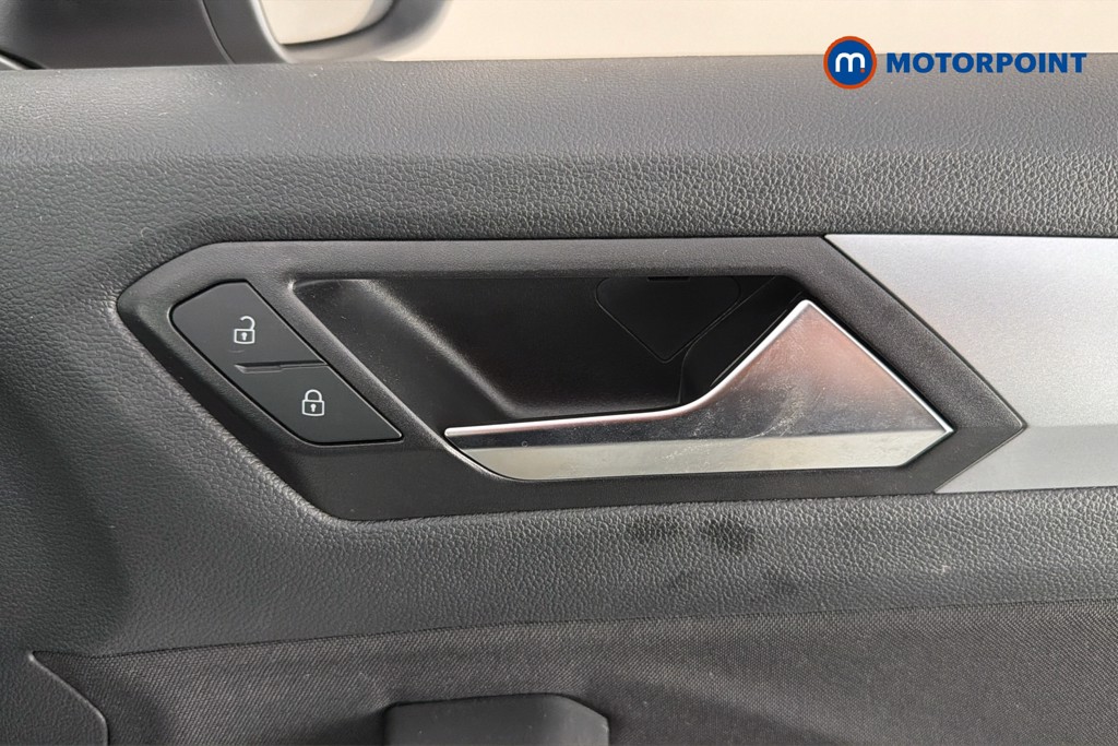 Volkswagen T-Roc Life Manual Petrol SUV - Stock Number (1662528) - 42nd supplementary image
