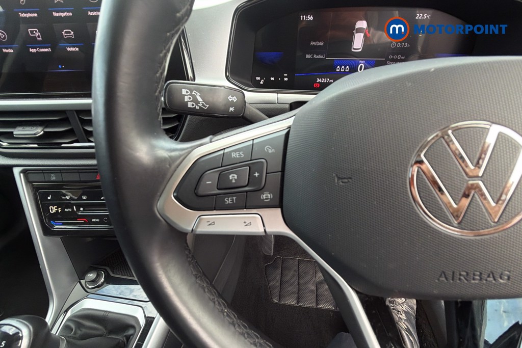 Volkswagen T-Roc Life Manual Petrol SUV - Stock Number (1662544) - 3rd supplementary image