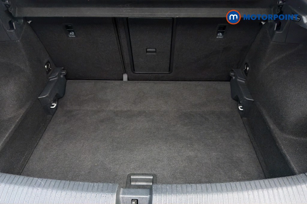 Volkswagen T-Roc Life Manual Petrol SUV - Stock Number (1662544) - 33rd supplementary image