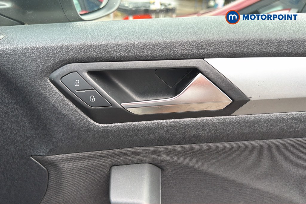 Volkswagen T-Roc Life Manual Petrol SUV - Stock Number (1662544) - 42nd supplementary image