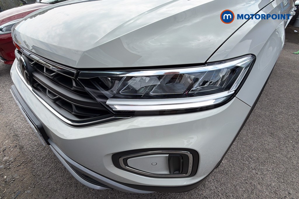 Volkswagen T-Roc Life Manual Petrol SUV - Stock Number (1662544) - 44th supplementary image