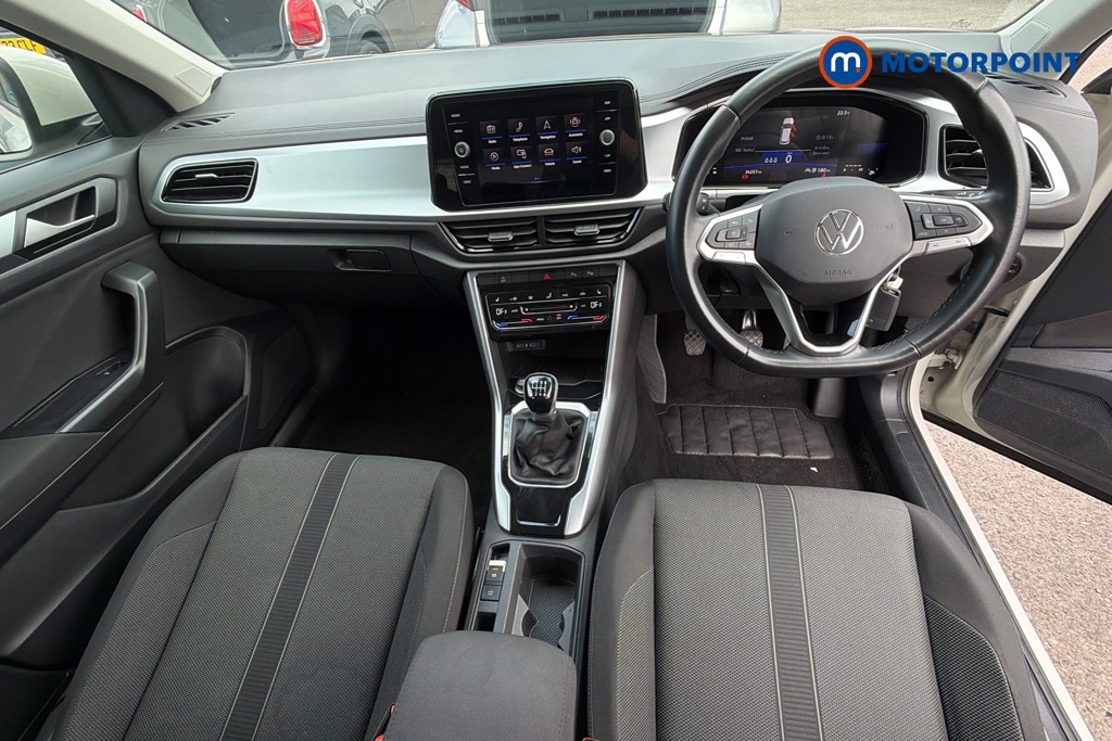 Volkswagen T-Roc Life Manual Petrol SUV - Stock Number (1662544) - 1st supplementary image