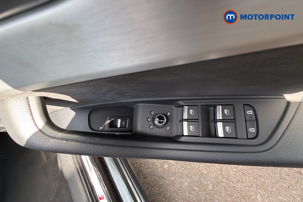 Audi A4 S Line Automatic Petrol Estate - Stock Number (1662679) - 20th supplementary image