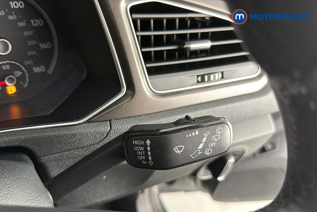 Volkswagen T-Roc SE Manual Diesel SUV - Stock Number (1662888) - 6th supplementary image