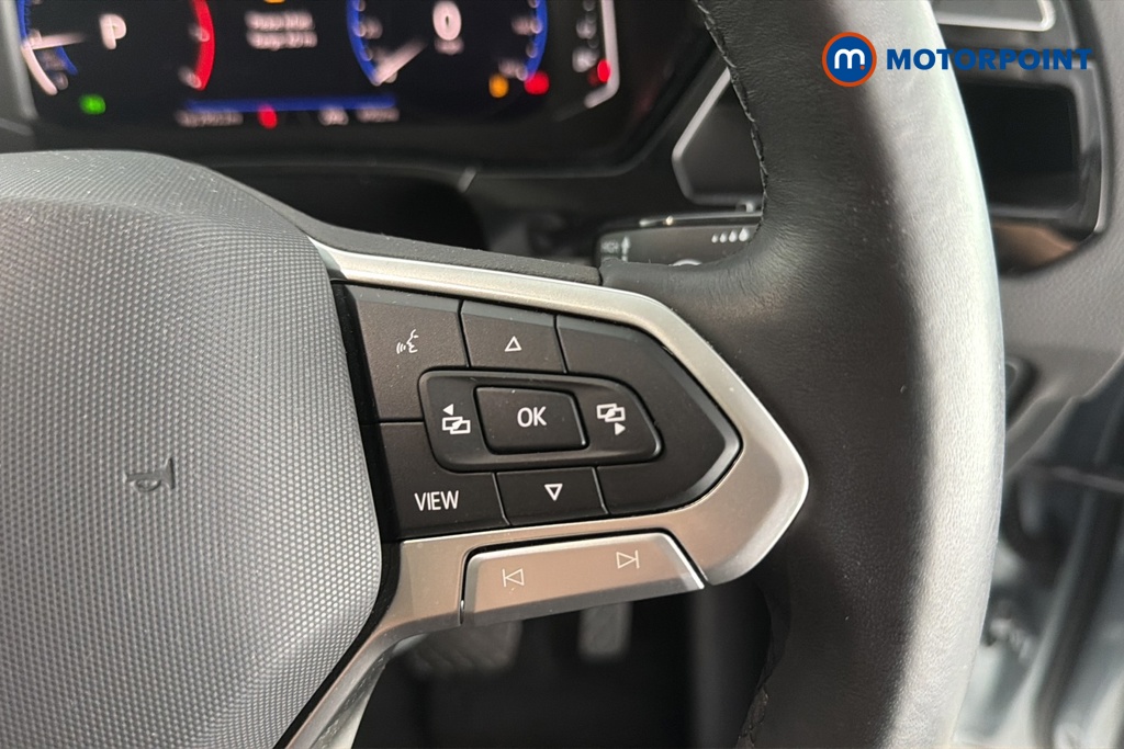 Volkswagen Touran SEL Automatic Petrol People Carrier - Stock Number (1663445) - 3rd supplementary image