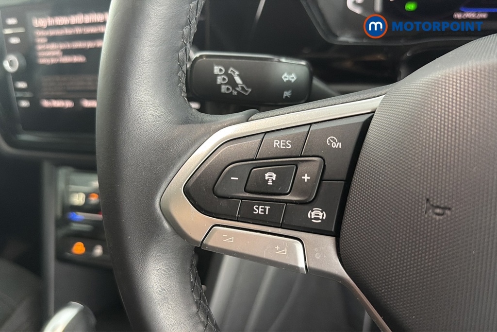 Volkswagen Touran SEL Automatic Petrol People Carrier - Stock Number (1663445) - 4th supplementary image