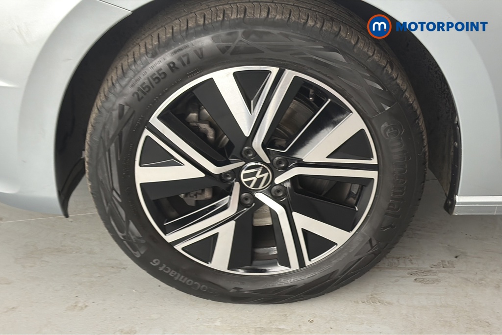 Volkswagen Touran SEL Automatic Petrol People Carrier - Stock Number (1663445) - 44th supplementary image