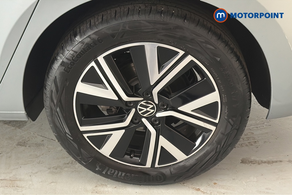 Volkswagen Touran SEL Automatic Petrol People Carrier - Stock Number (1663445) - 45th supplementary image