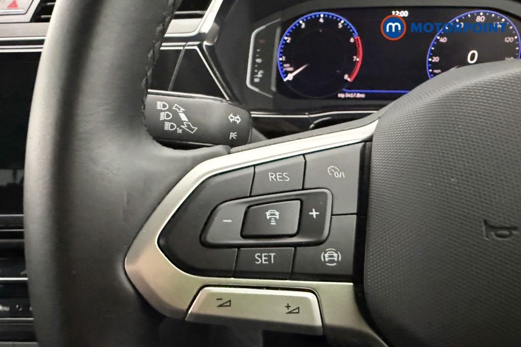 Volkswagen Touran SEL Automatic Petrol People Carrier - Stock Number (1663462) - 15th supplementary image