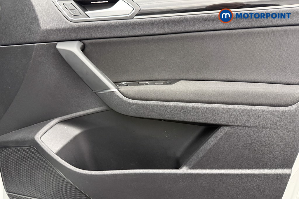 Volkswagen Touran SEL Automatic Petrol People Carrier - Stock Number (1663462) - 19th supplementary image
