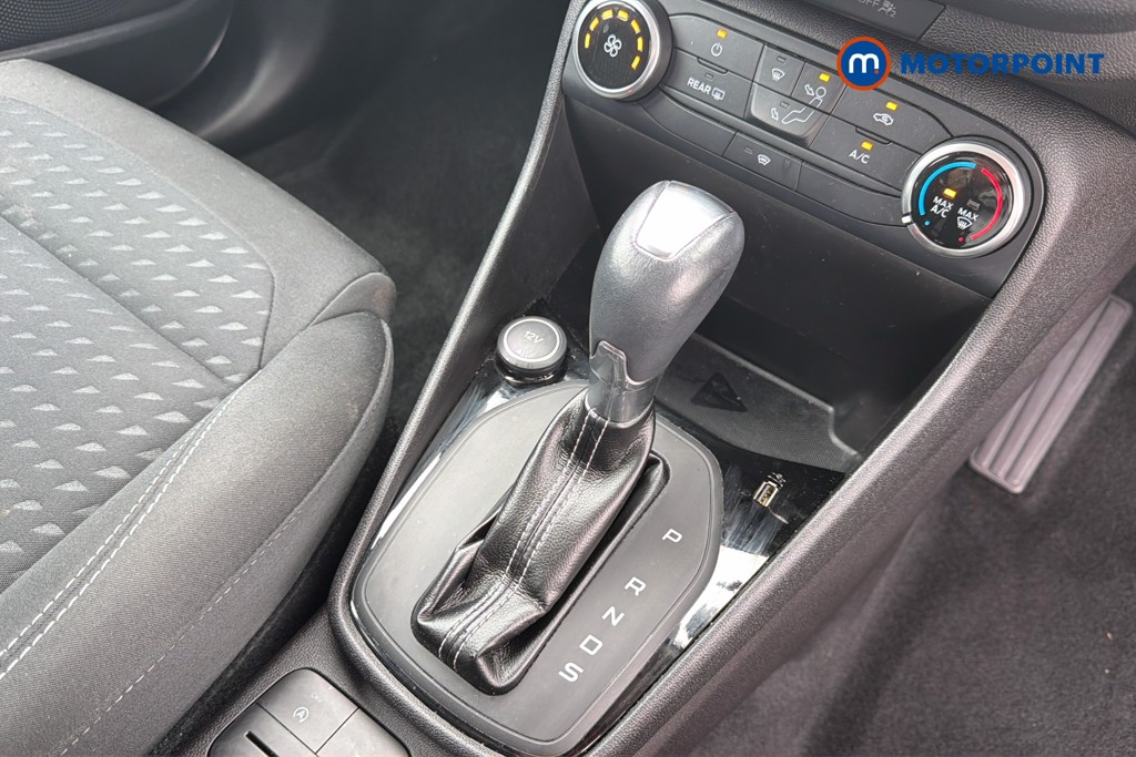 Ford Fiesta Zetec Automatic Petrol Hatchback - Stock Number (1663575) - 15th supplementary image