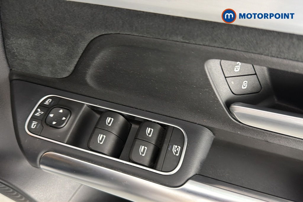 Mercedes-Benz EQA Amg Line Automatic Electric SUV - Stock Number (1663834) - 19th supplementary image
