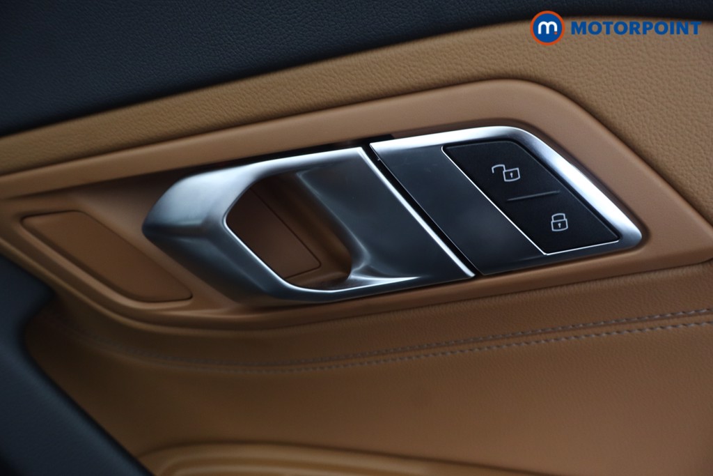 BMW Z4 M Sport Automatic Petrol Convertible - Stock Number (1663998) - 24th supplementary image
