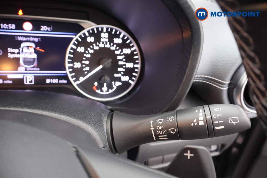 Nissan Juke Tekna Automatic Petrol SUV - Stock Number (1664003) - 5th supplementary image