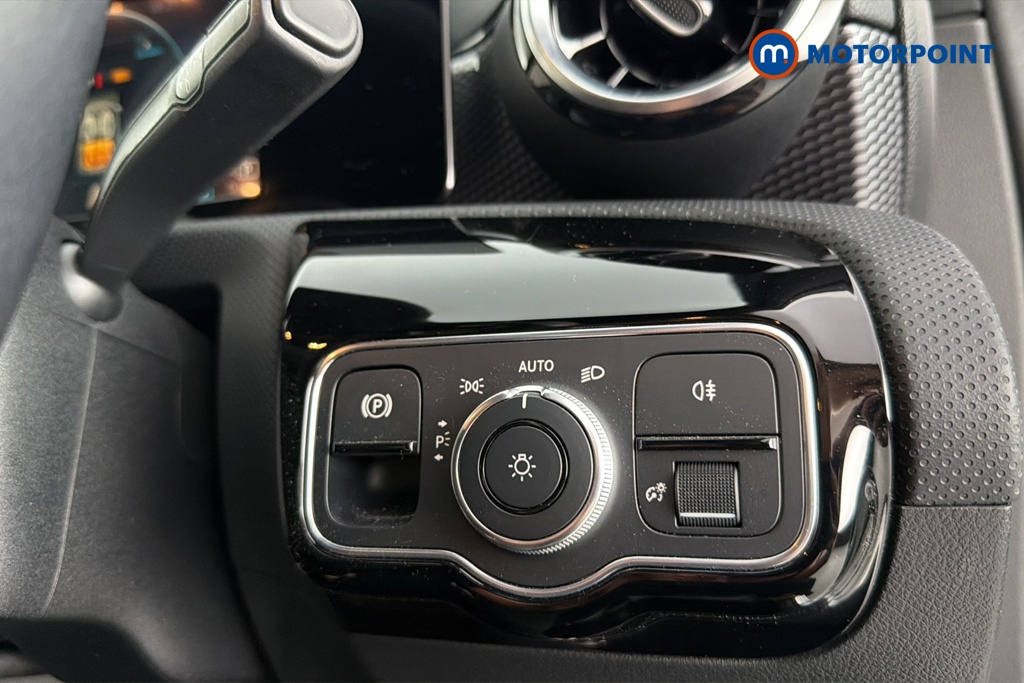 Mercedes-Benz A Class Sport Automatic Petrol Saloon - Stock Number (1664085) - 11th supplementary image