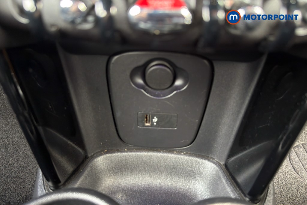 Mini Hatchback Cooper S Sport Manual Petrol Hatchback - Stock Number (1664126) - 17th supplementary image