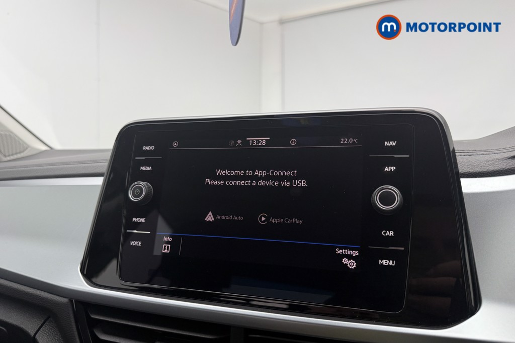 Volkswagen T-Roc Life Automatic Petrol SUV - Stock Number (1664258) - 12th supplementary image