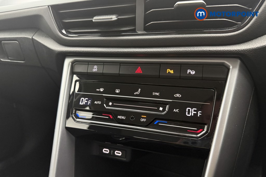 Volkswagen T-Roc Life Automatic Petrol SUV - Stock Number (1664258) - 14th supplementary image