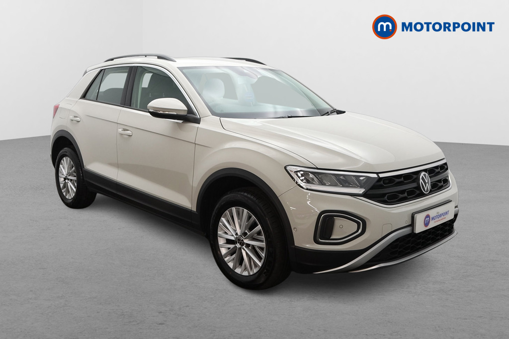 Volkswagen T-Roc Life Automatic Petrol SUV - Stock Number (1664258) - Drivers side front corner