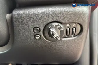Mini Convertible Cooper Sport Manual Petrol Convertible - Stock Number (1664400) - 11th supplementary image