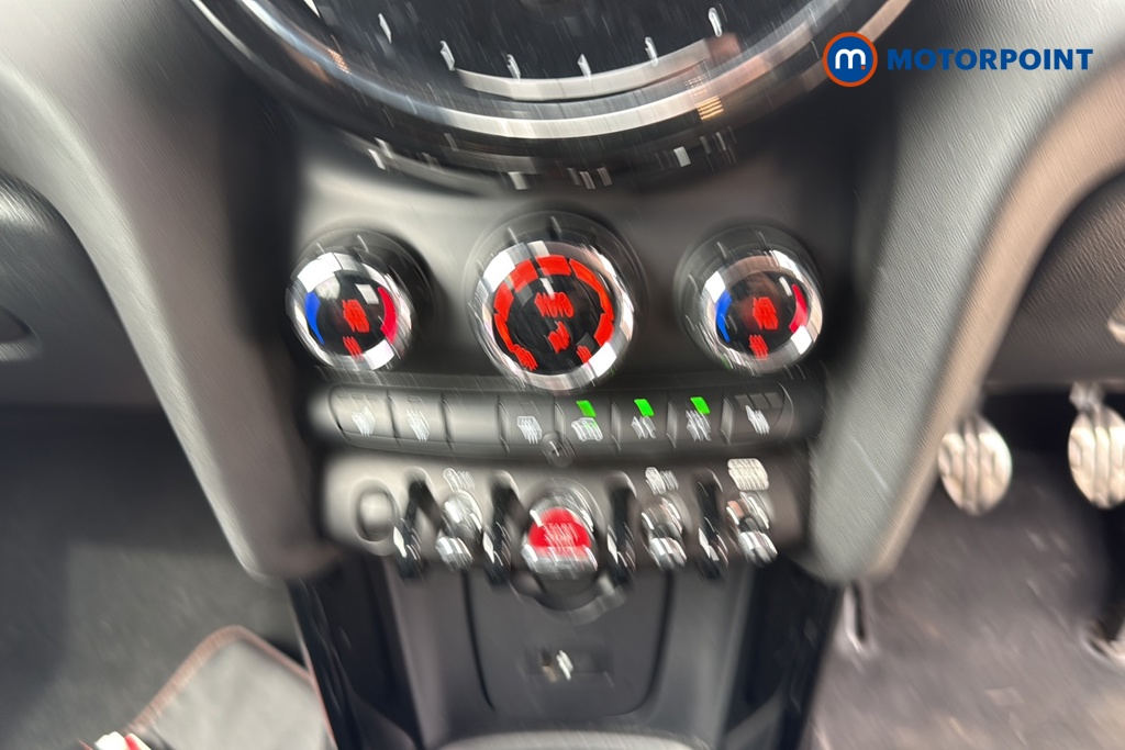 Mini Convertible Cooper Sport Manual Petrol Convertible - Stock Number (1664400) - 12th supplementary image