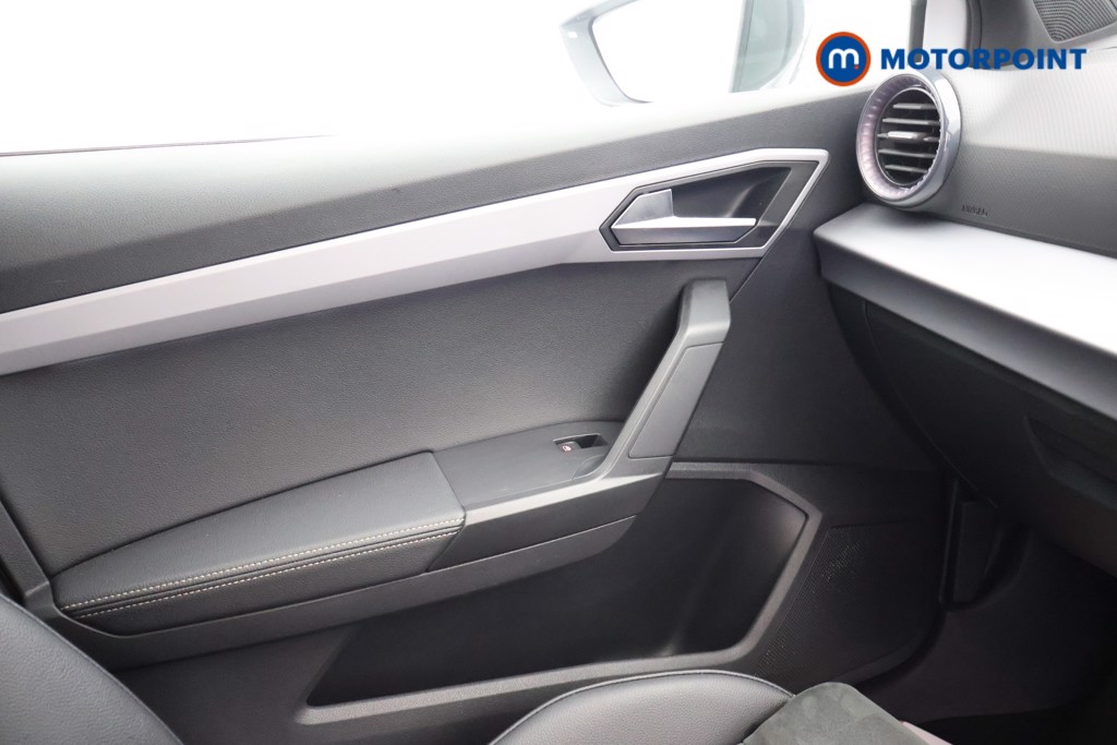 Seat Ibiza Xcellence Lux Manual Petrol Hatchback - Stock Number (1664897) - 10th supplementary image