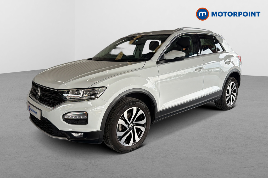 Volkswagen T-Roc Active Manual Petrol SUV - Stock Number (1664996) - Passenger side front corner
