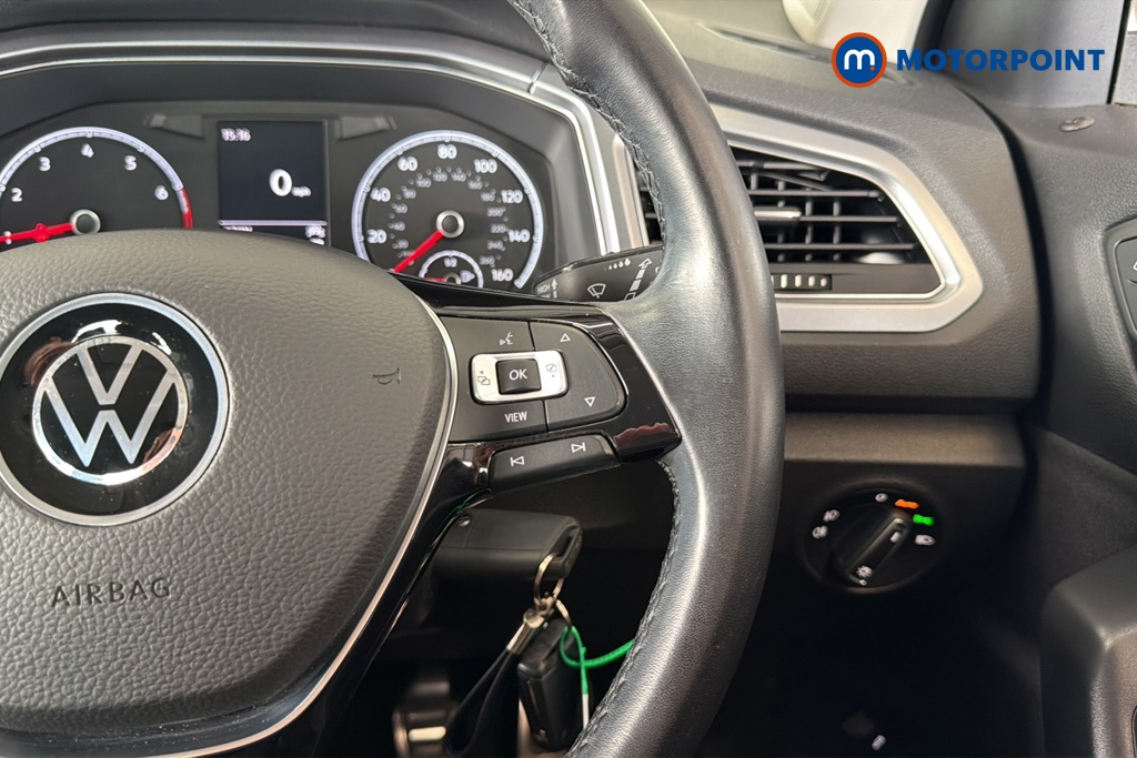 Volkswagen T-Roc Active Manual Petrol SUV - Stock Number (1664996) - 3rd supplementary image