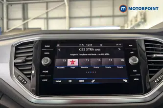Volkswagen T-Roc Active Manual Petrol SUV - Stock Number (1664996) - 8th supplementary image