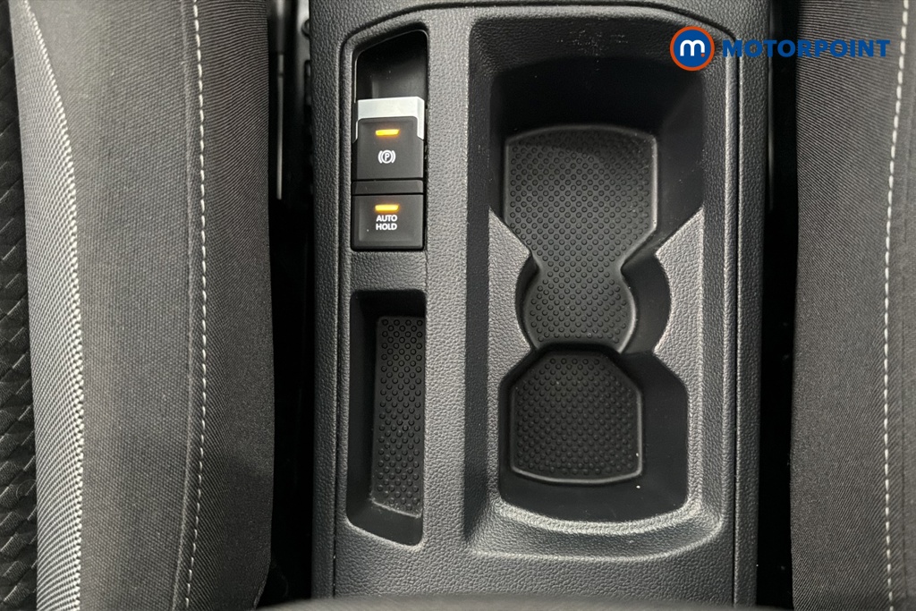 Volkswagen T-Roc Active Manual Petrol SUV - Stock Number (1664996) - 16th supplementary image