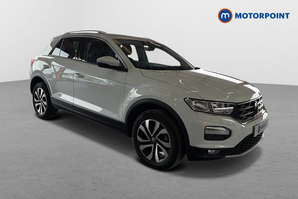 Volkswagen T-Roc Active Manual Petrol SUV - Stock Number (1664996) - Drivers side front corner
