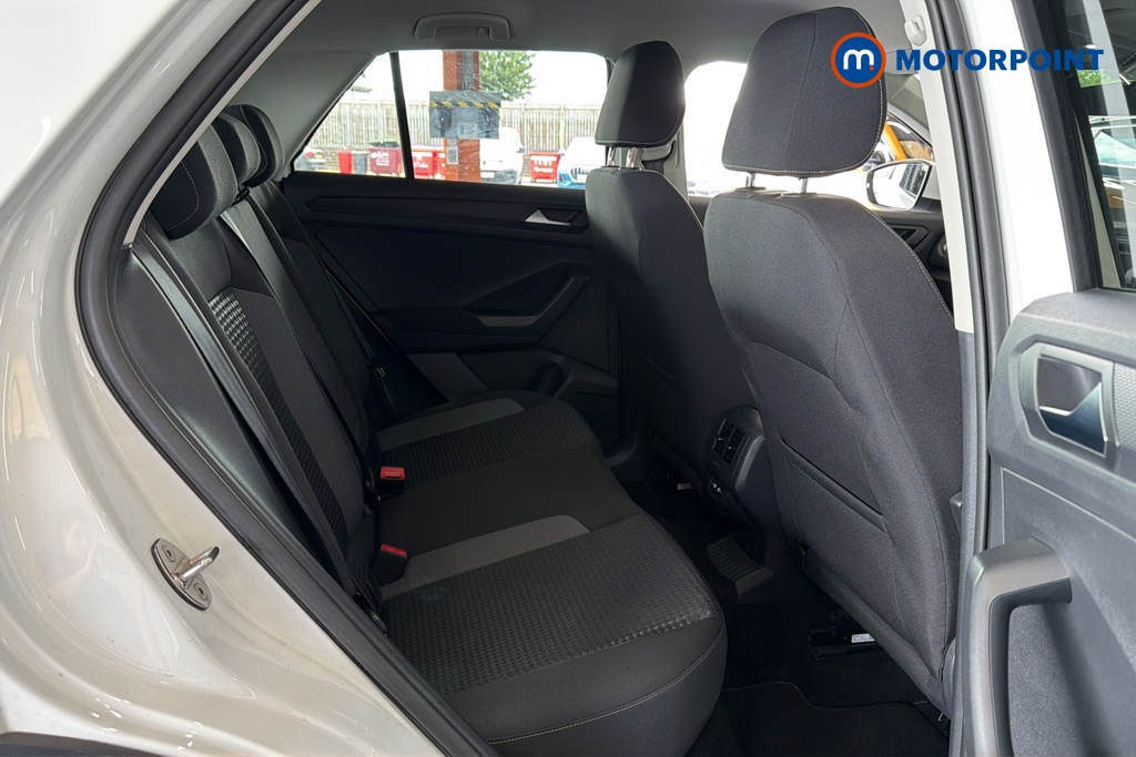 Volkswagen T-Roc Active Manual Petrol SUV - Stock Number (1664996) - 25th supplementary image