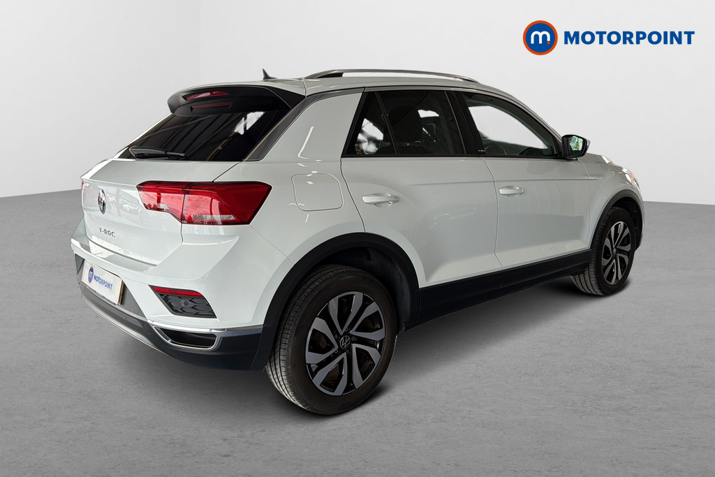 Volkswagen T-Roc Active Manual Petrol SUV - Stock Number (1664996) - Passenger side rear corner