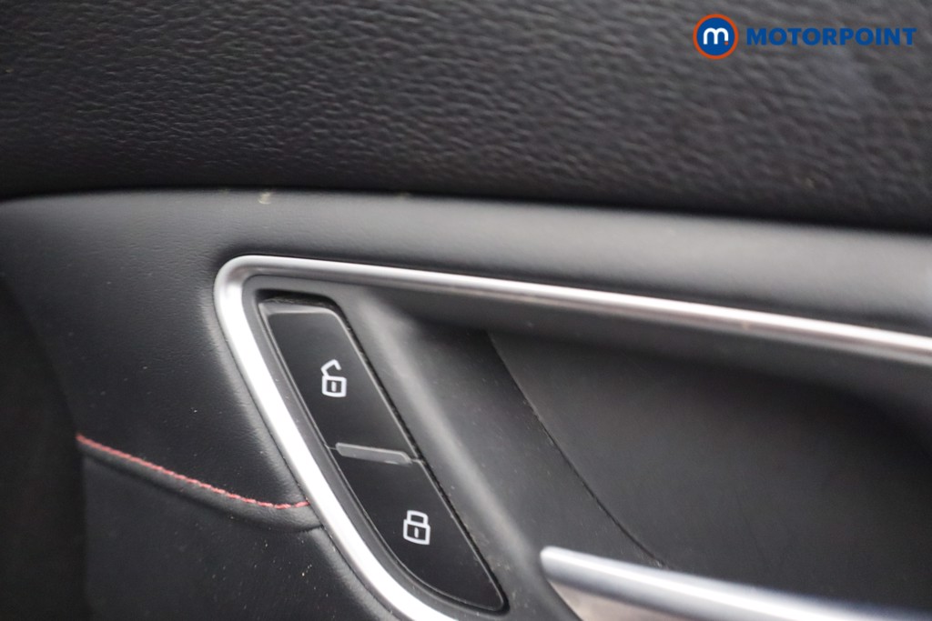 Mg Motor Uk HS Exclusive Manual Petrol SUV - Stock Number (1620325) - 12th supplementary image