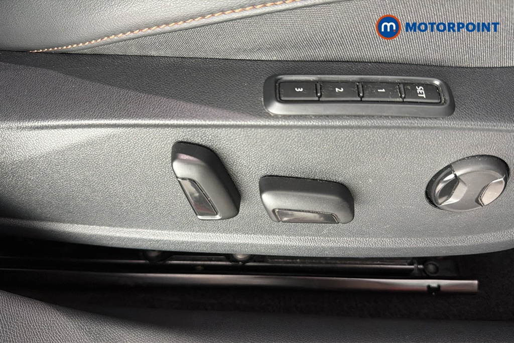 Cupra Formentor V2 Manual Petrol SUV - Stock Number (1647195) - 23rd supplementary image