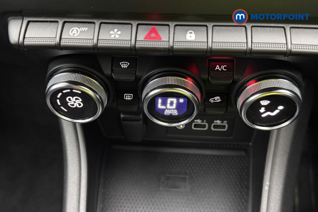 Renault Captur Techno Manual Petrol SUV - Stock Number (1650529) - 25th supplementary image