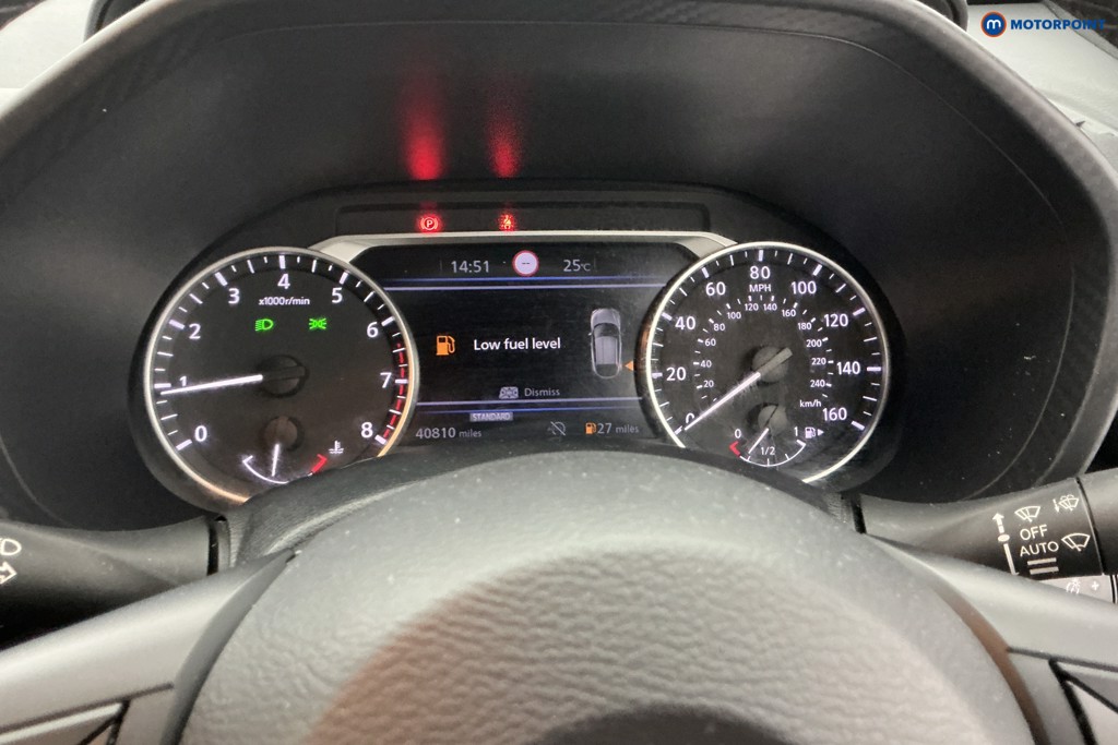 Nissan Juke N-Connecta Manual Petrol SUV - Stock Number (1650560) - 7th supplementary image